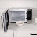 Breakroom Supplies | Avanti MT116V4M 1000 W 1.1 cu. ft. Stainless Steel Microwave Oven - Mirror-Finish image number 9