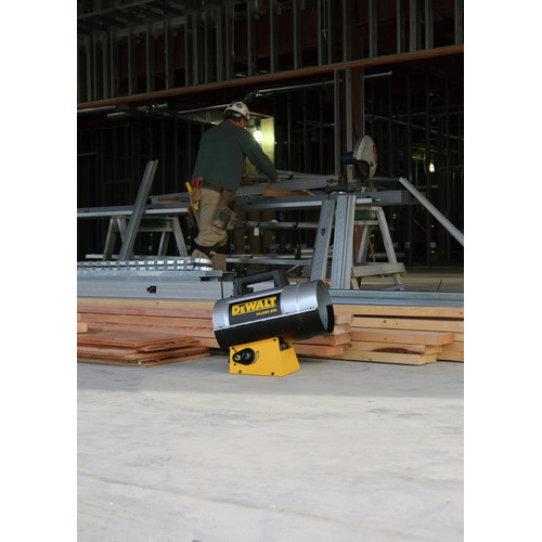 Dewalt DXH65FAV 35,000 65,000 BTU Forced Air Propane Heater