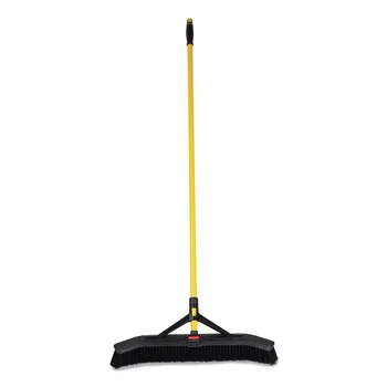  | Rubbermaid Commercial 2186280 Maximizer 24 in. Polypropylene Bristles Push-to-Center Broom - Yellow/Black